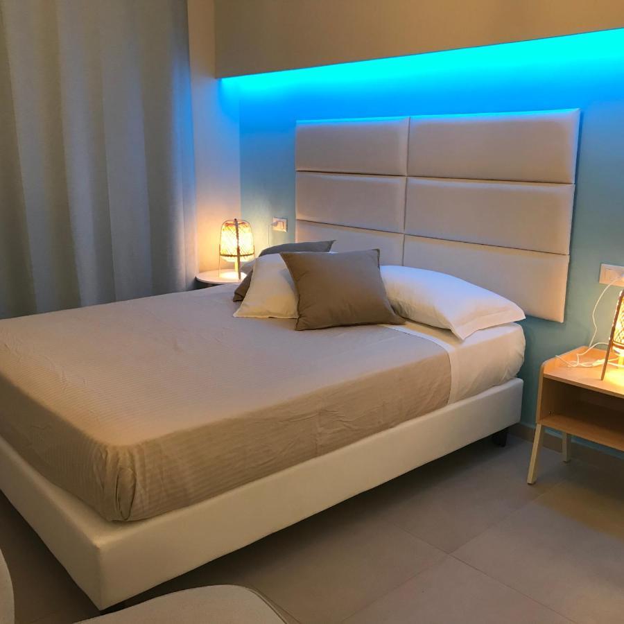 Esmeralda'S Rooms Porto San Paolo  Exterior photo