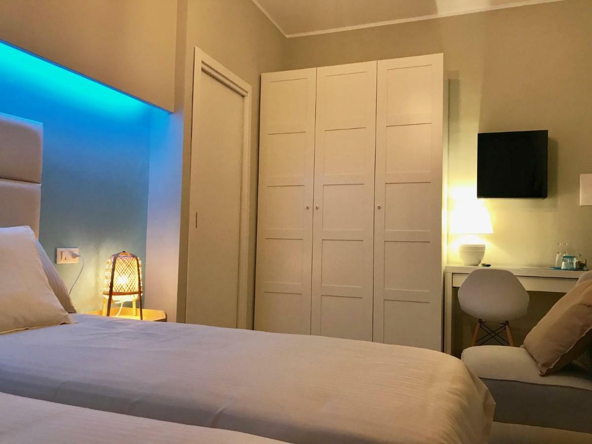 Esmeralda'S Rooms Porto San Paolo  Exterior photo