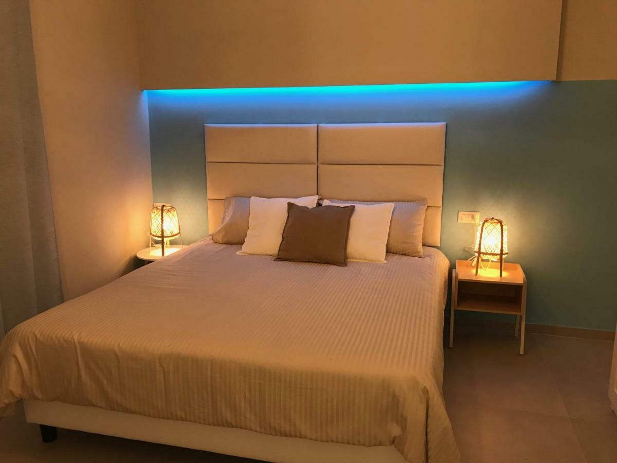 Esmeralda'S Rooms Porto San Paolo  Exterior photo